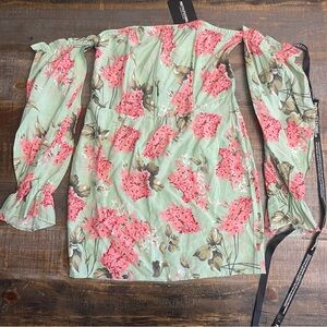 NWT Prettylittlething floral bodycon corset puff slcorset puff sleeve mini dress